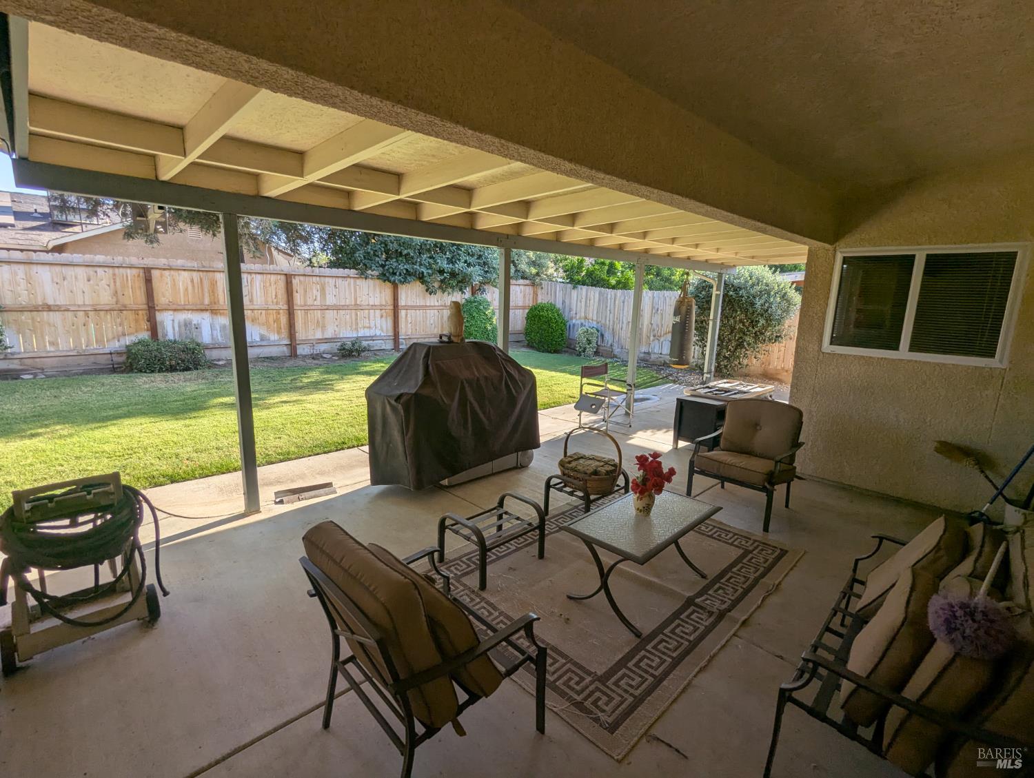 Detail Gallery Image 7 of 31 For 3041 Ren Way, Madera,  CA 93637 - 3 Beds | 2 Baths