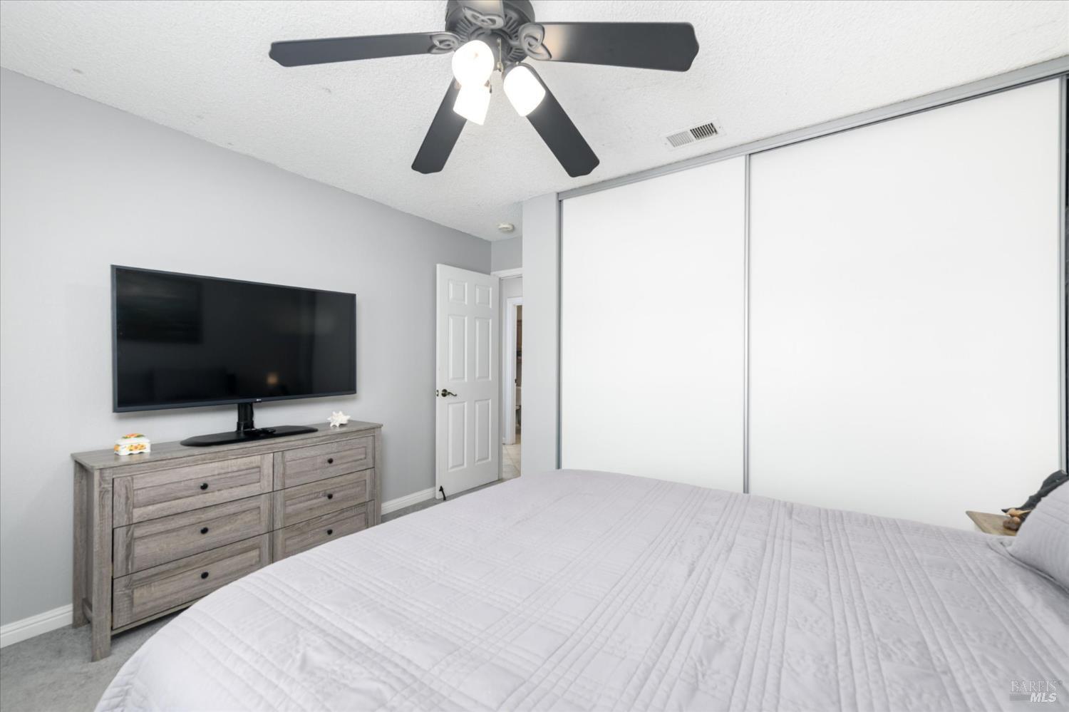 Detail Gallery Image 29 of 52 For 531 Locust Dr, Vallejo,  CA 94591 - 4 Beds | 2 Baths
