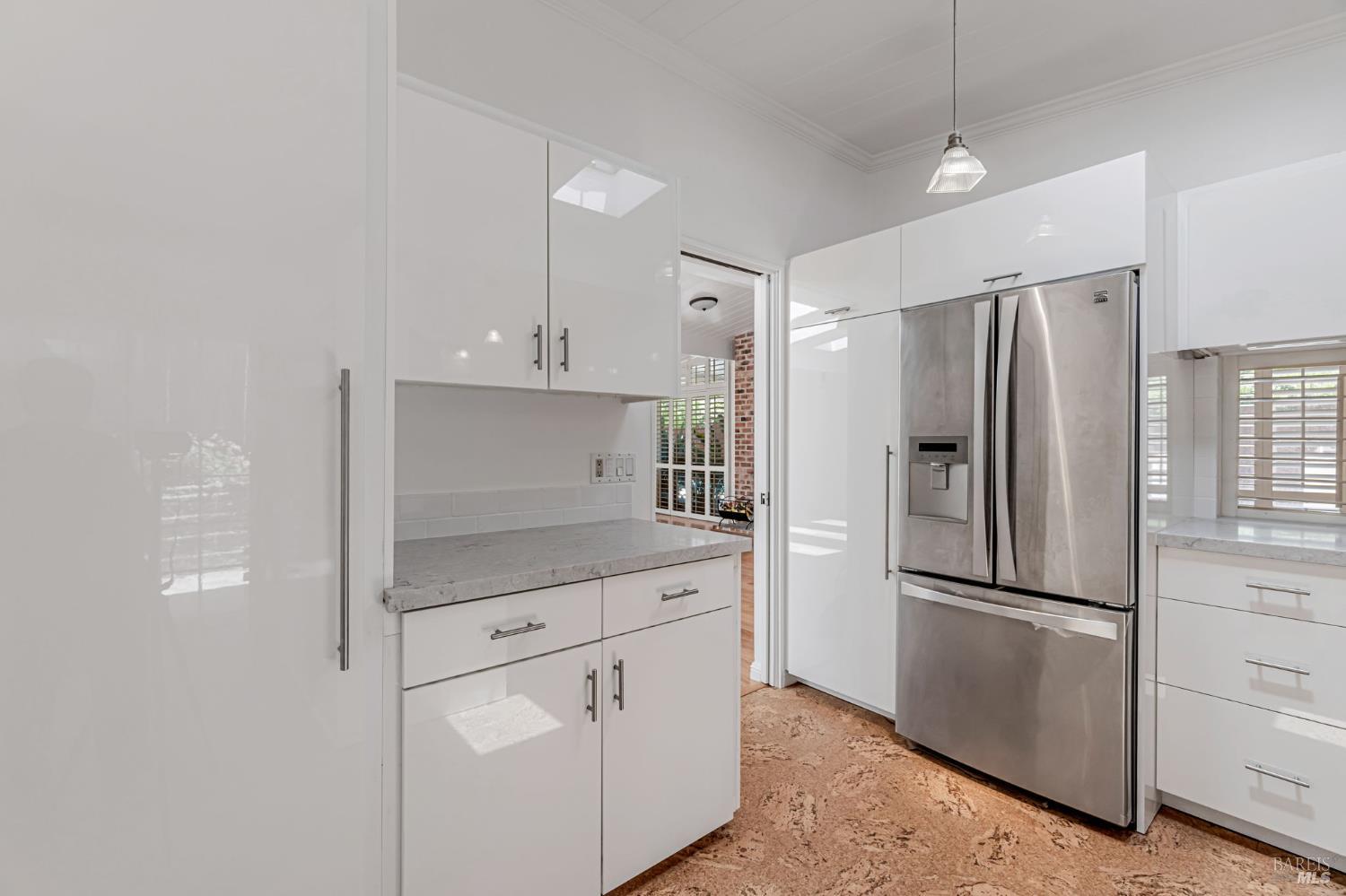 Detail Gallery Image 21 of 57 For 915 Del Ganado Rd, San Rafael,  CA 94030 - 3 Beds | 2 Baths