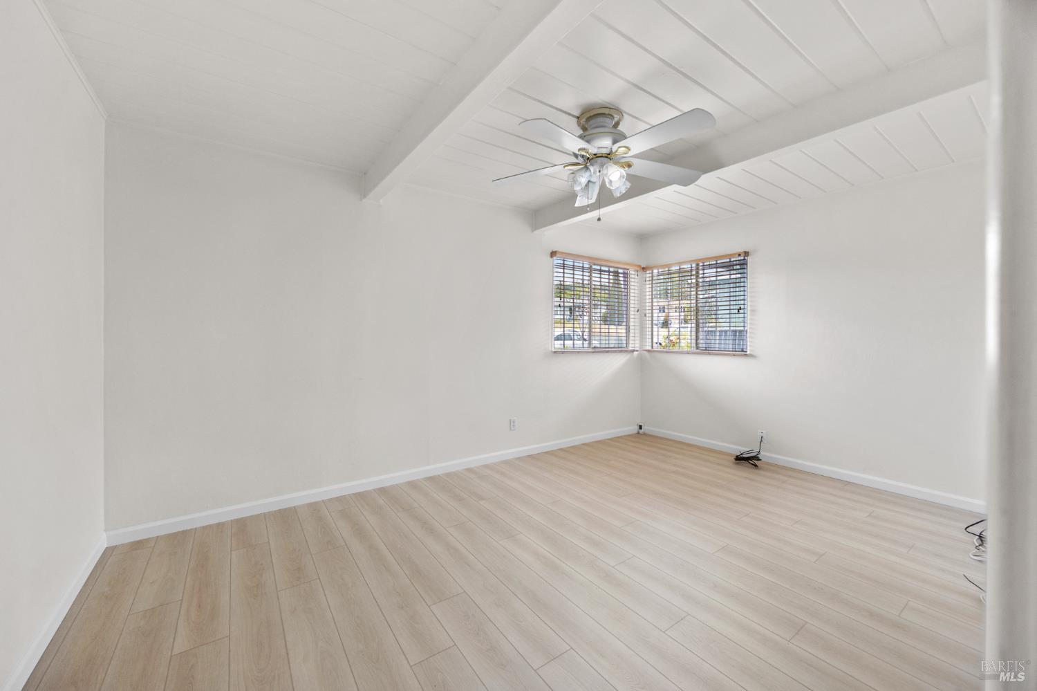 Detail Gallery Image 7 of 34 For 1037 Sheridan St, Vallejo,  CA 94590 - 3 Beds | 2 Baths