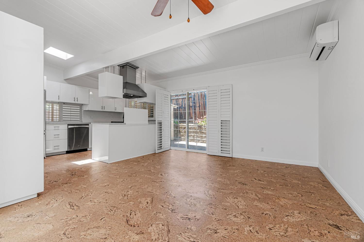 Detail Gallery Image 25 of 57 For 915 Del Ganado Rd, San Rafael,  CA 94030 - 3 Beds | 2 Baths