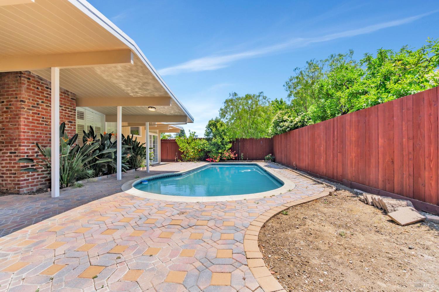 Detail Gallery Image 51 of 57 For 915 Del Ganado Rd, San Rafael,  CA 94030 - 3 Beds | 2 Baths