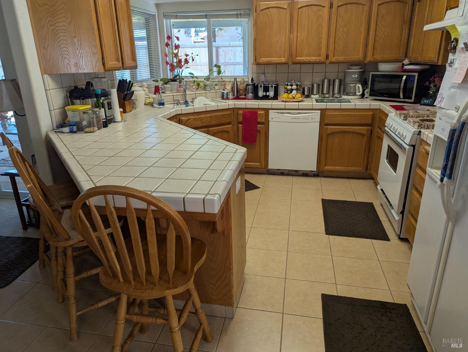 Detail Gallery Image 12 of 31 For 3041 Ren Way, Madera,  CA 93637 - 3 Beds | 2 Baths