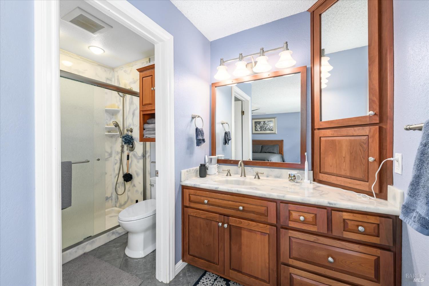 Detail Gallery Image 21 of 52 For 531 Locust Dr, Vallejo,  CA 94591 - 4 Beds | 2 Baths