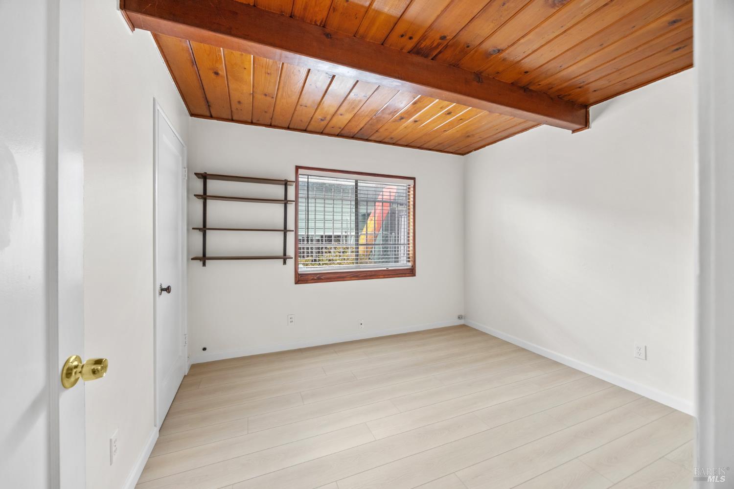 Detail Gallery Image 9 of 34 For 1037 Sheridan St, Vallejo,  CA 94590 - 3 Beds | 2 Baths