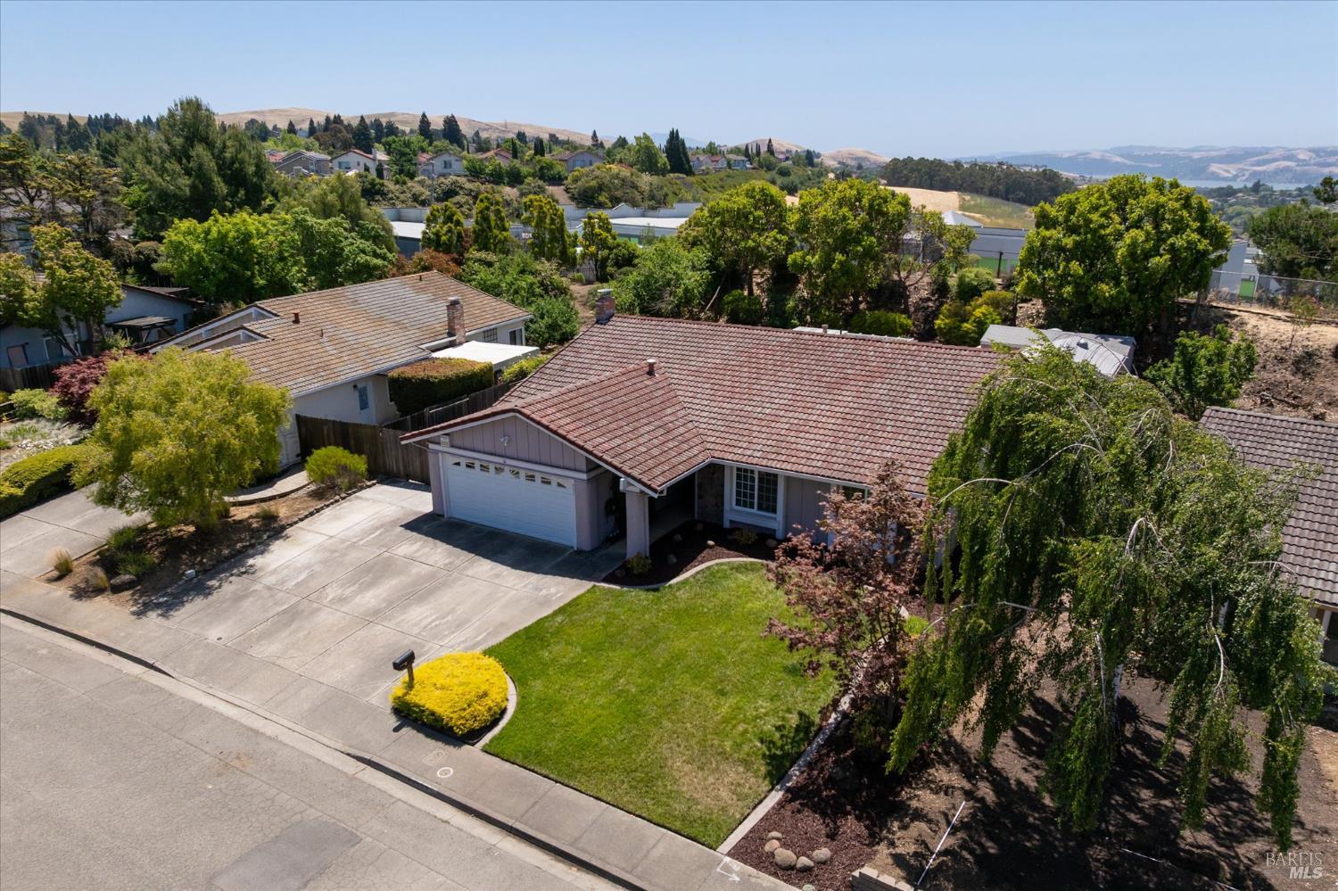 Detail Gallery Image 43 of 52 For 531 Locust Dr, Vallejo,  CA 94591 - 4 Beds | 2 Baths