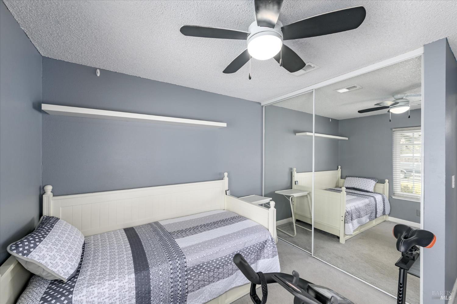 Detail Gallery Image 26 of 52 For 531 Locust Dr, Vallejo,  CA 94591 - 4 Beds | 2 Baths