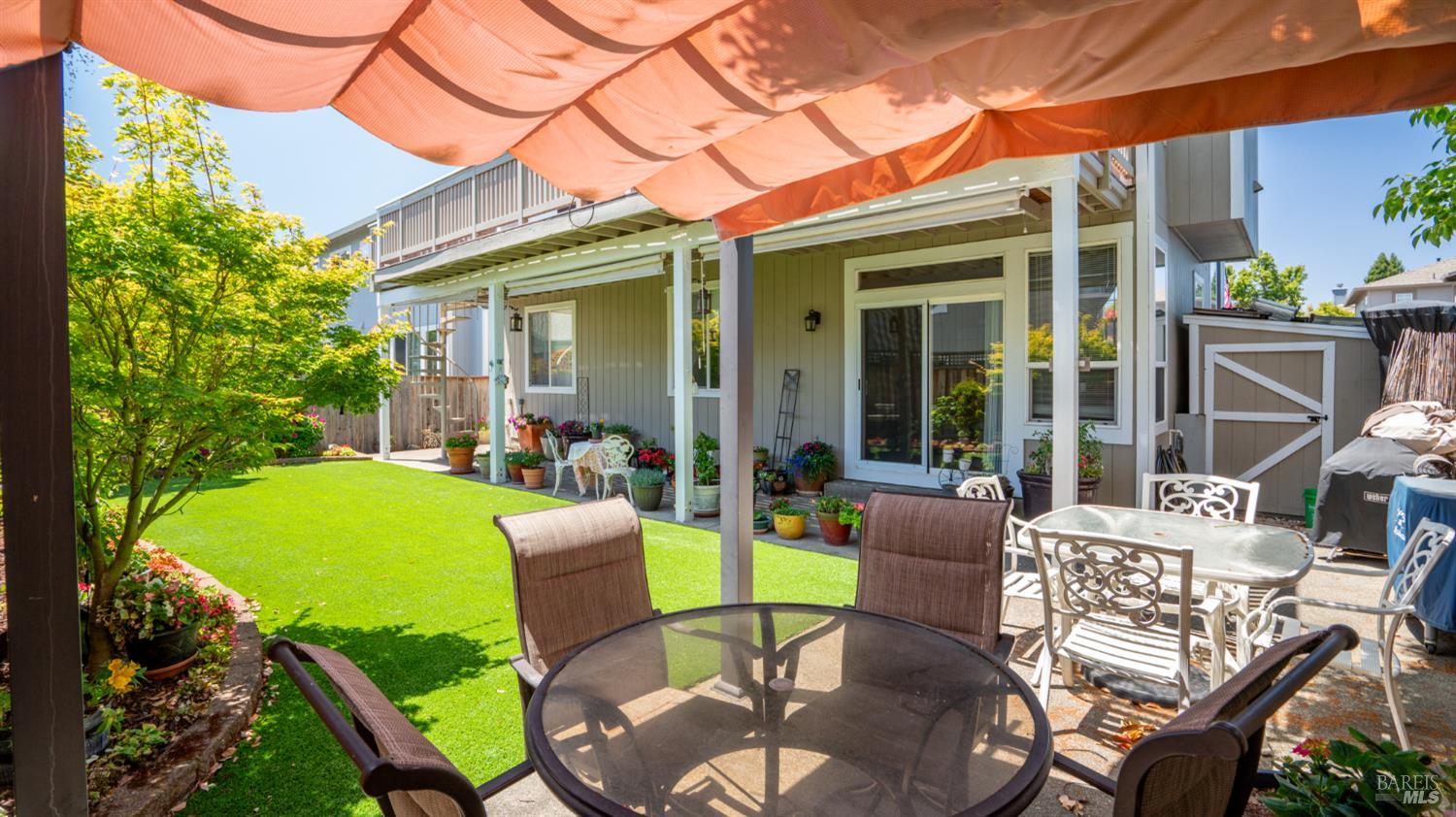 Detail Gallery Image 32 of 34 For 1205 Mateo Dr, Rohnert Park,  CA 94928 - 3 Beds | 2/1 Baths