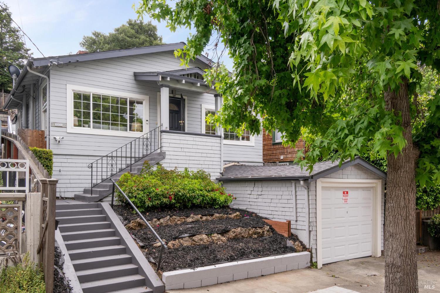 Thumbnail for 3206 Champion St, Oakland, CA 94602