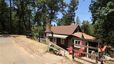 Detail Gallery Image 1 of 18 For 10354 Mulberry St St, Loch Lomond,  CA 95461 - 2 Beds | 1 Baths