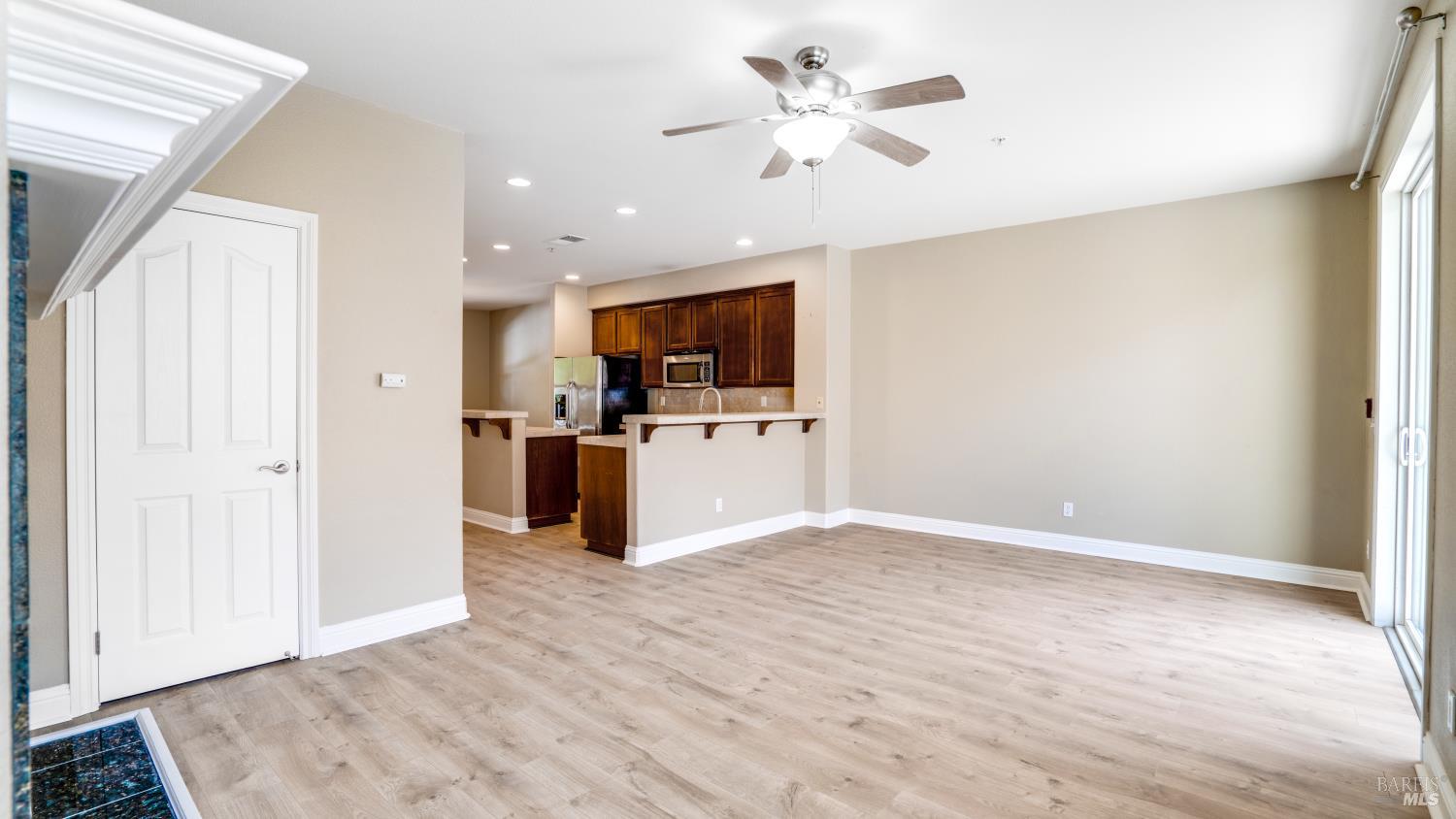 Detail Gallery Image 16 of 38 For 9149 Windsor Rd, Windsor,  CA 95492 - 3 Beds | 2/1 Baths