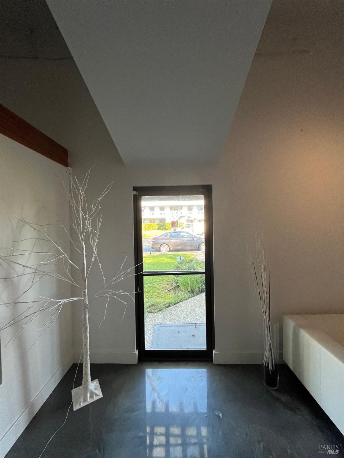 Detail Gallery Image 10 of 11 For 14 Commercial Blvd #119,  Novato,  CA 94949 - – Beds | – Baths