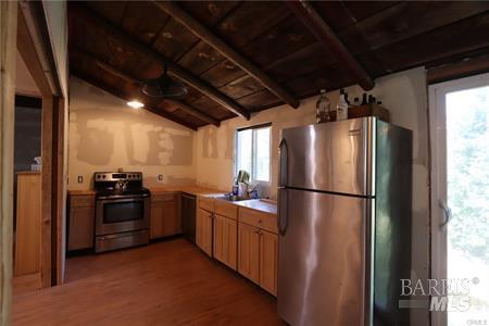 Detail Gallery Image 13 of 18 For 10354 Mulberry St St, Loch Lomond,  CA 95461 - 2 Beds | 1 Baths