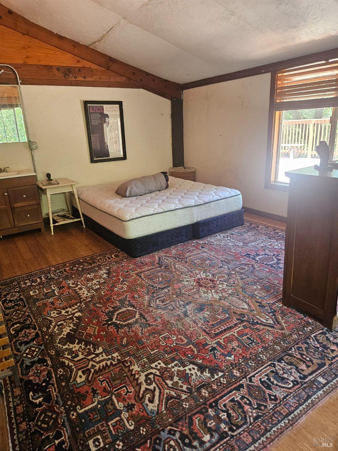 Detail Gallery Image 6 of 12 For 51211 Dunham Rd, Laytonville,  CA 95587 - 2 Beds | 2 Baths