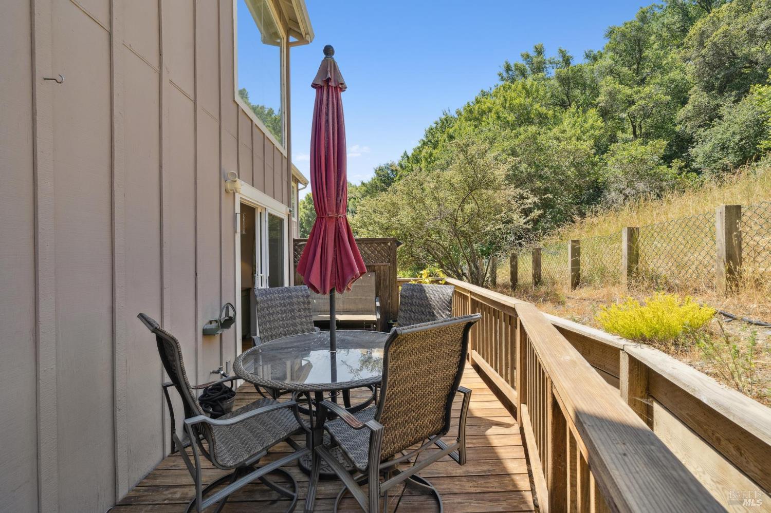 Detail Gallery Image 14 of 46 For 35 Buckelew St, Sausalito,  CA 94965 - 3 Beds | 2 Baths