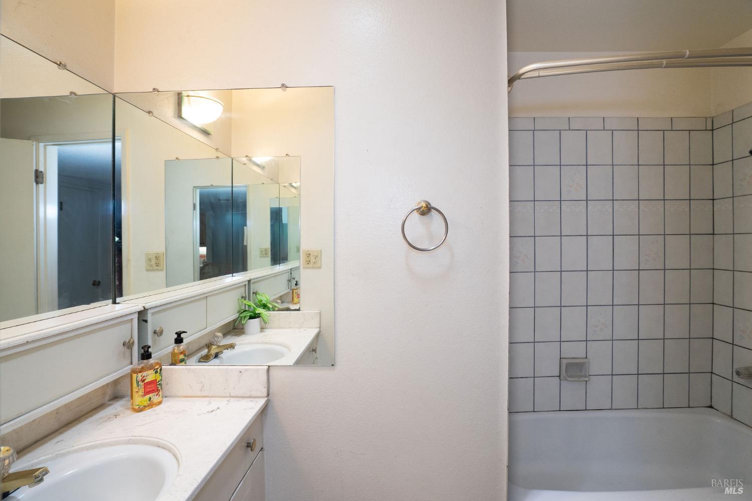 Detail Gallery Image 70 of 79 For 1736 Ensenada Ct, Santa Rosa,  CA 95401 - 3 Beds | 2 Baths