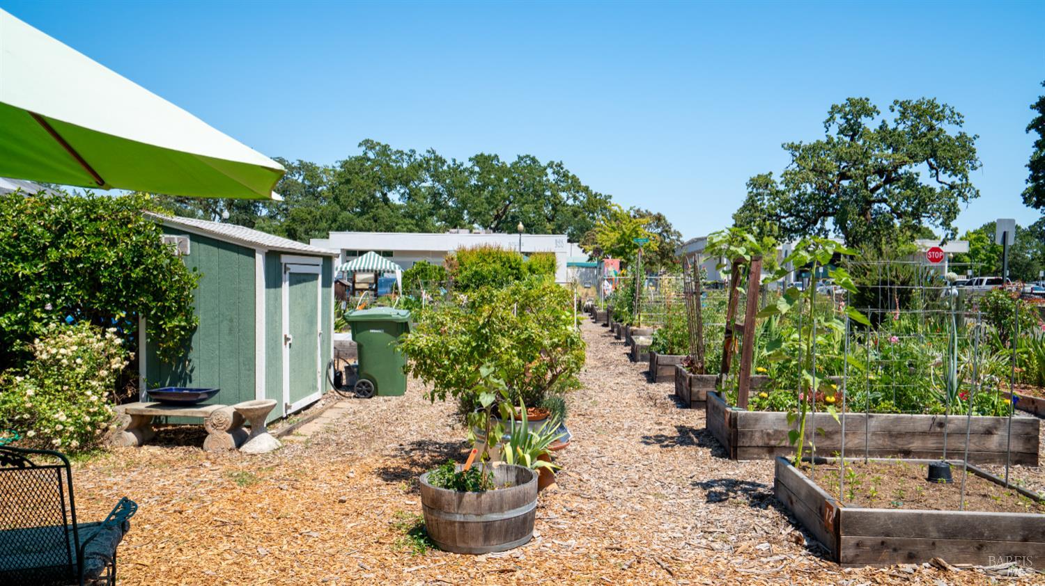 Detail Gallery Image 35 of 38 For 9149 Windsor Rd, Windsor,  CA 95492 - 3 Beds | 2/1 Baths