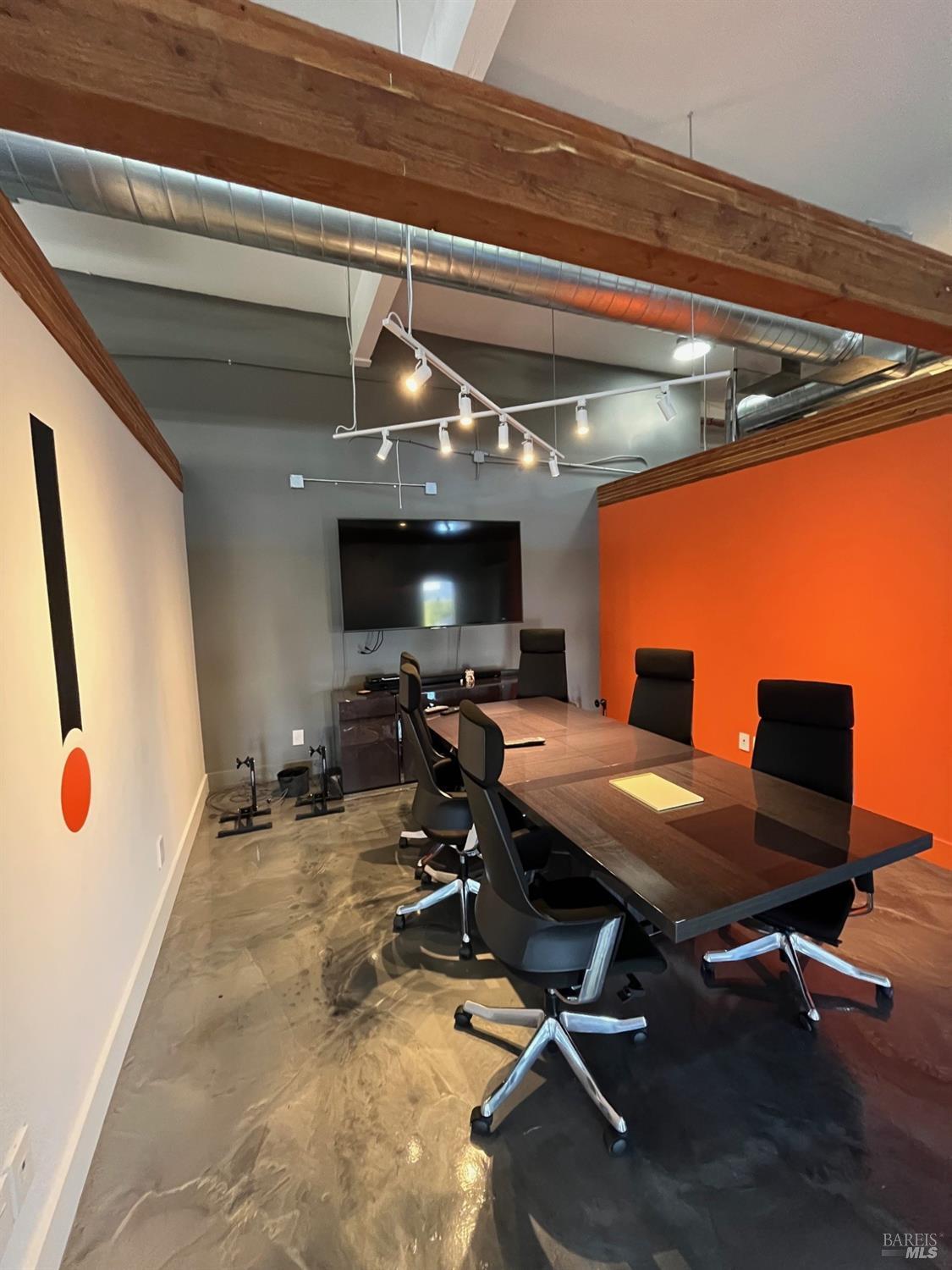 Detail Gallery Image 7 of 11 For 14 Commercial Blvd #119,  Novato,  CA 94949 - – Beds | – Baths
