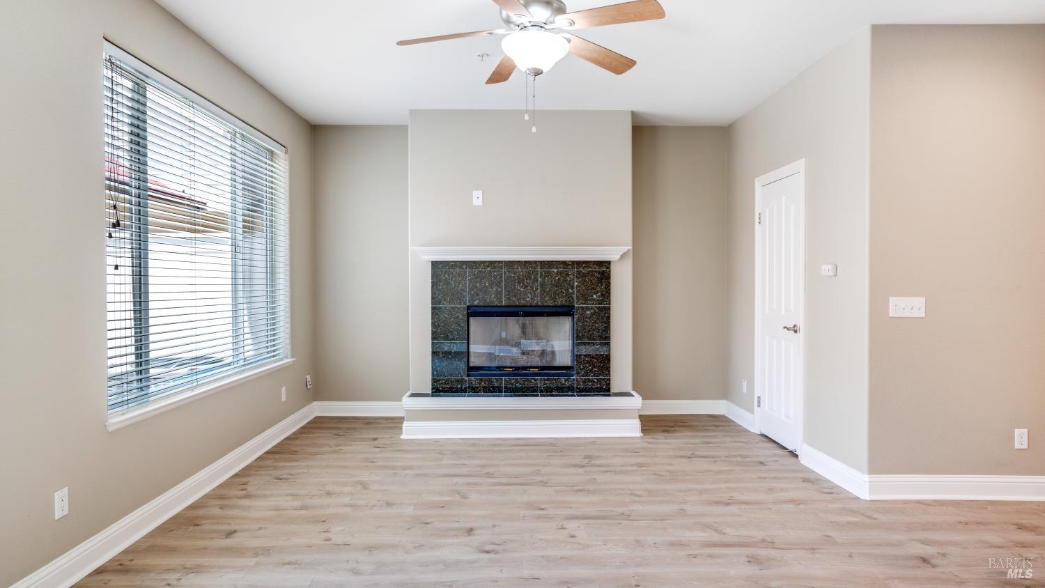 Detail Gallery Image 14 of 38 For 9149 Windsor Rd, Windsor,  CA 95492 - 3 Beds | 2/1 Baths