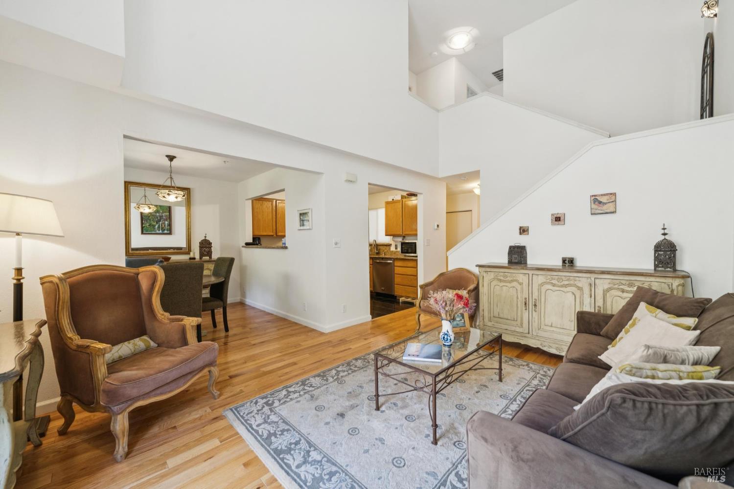 Detail Gallery Image 17 of 46 For 35 Buckelew St, Sausalito,  CA 94965 - 3 Beds | 2 Baths