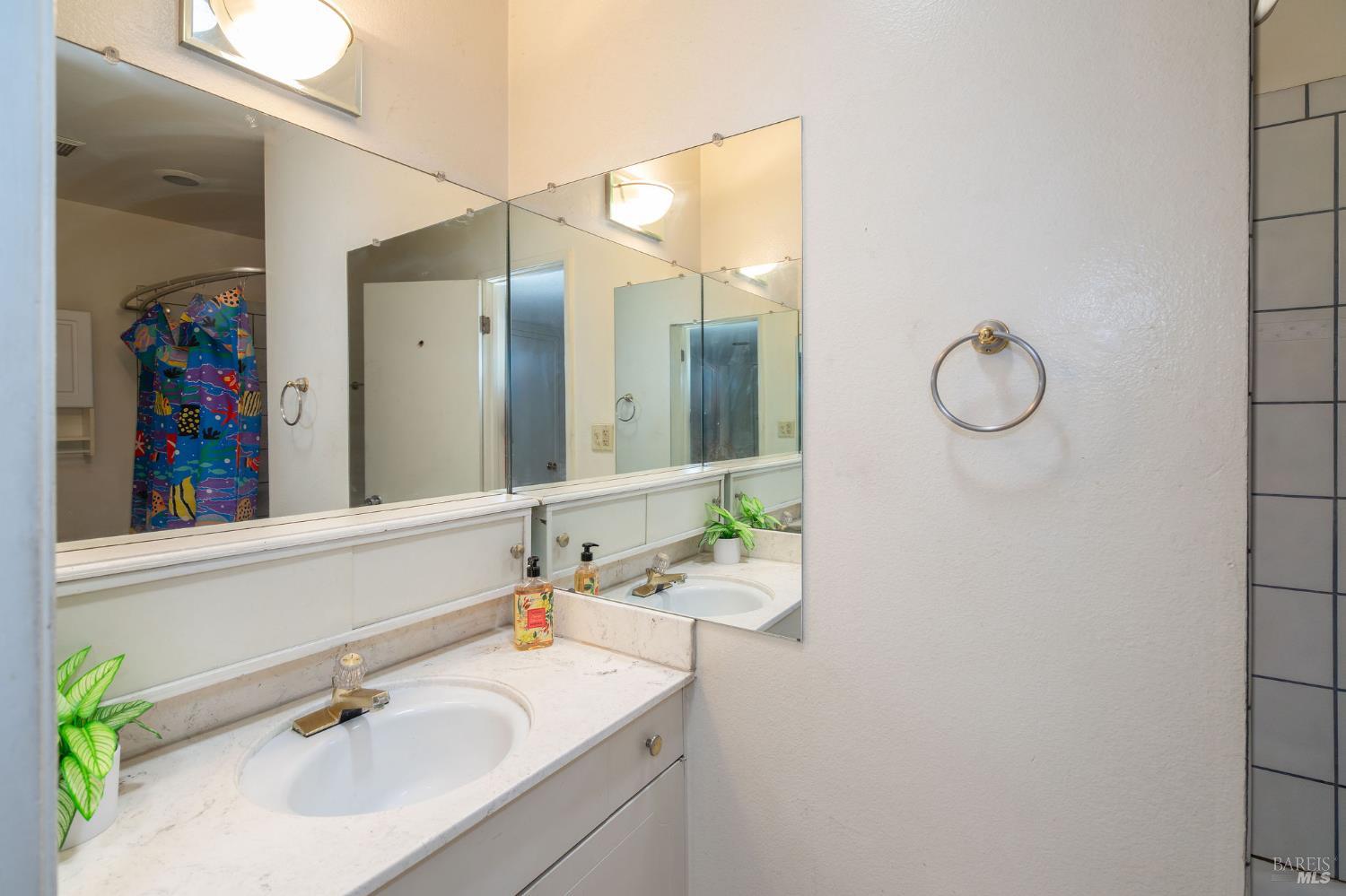 Detail Gallery Image 16 of 79 For 1736 Ensenada Ct, Santa Rosa,  CA 95401 - 3 Beds | 2 Baths