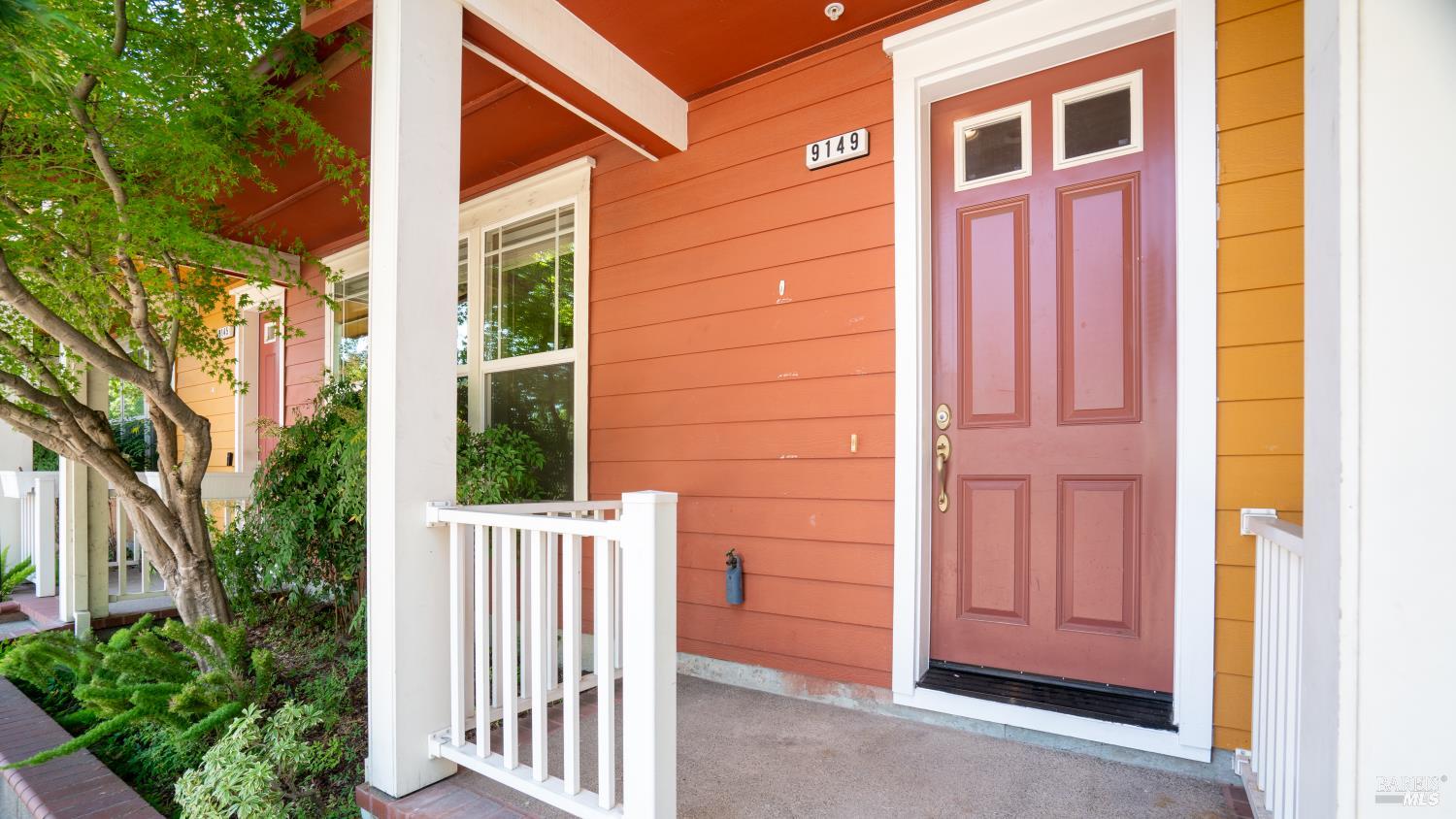 Detail Gallery Image 2 of 38 For 9149 Windsor Rd, Windsor,  CA 95492 - 3 Beds | 2/1 Baths