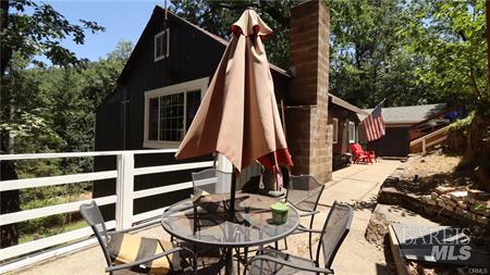 Detail Gallery Image 3 of 18 For 10354 Mulberry St St, Loch Lomond,  CA 95461 - 2 Beds | 1 Baths