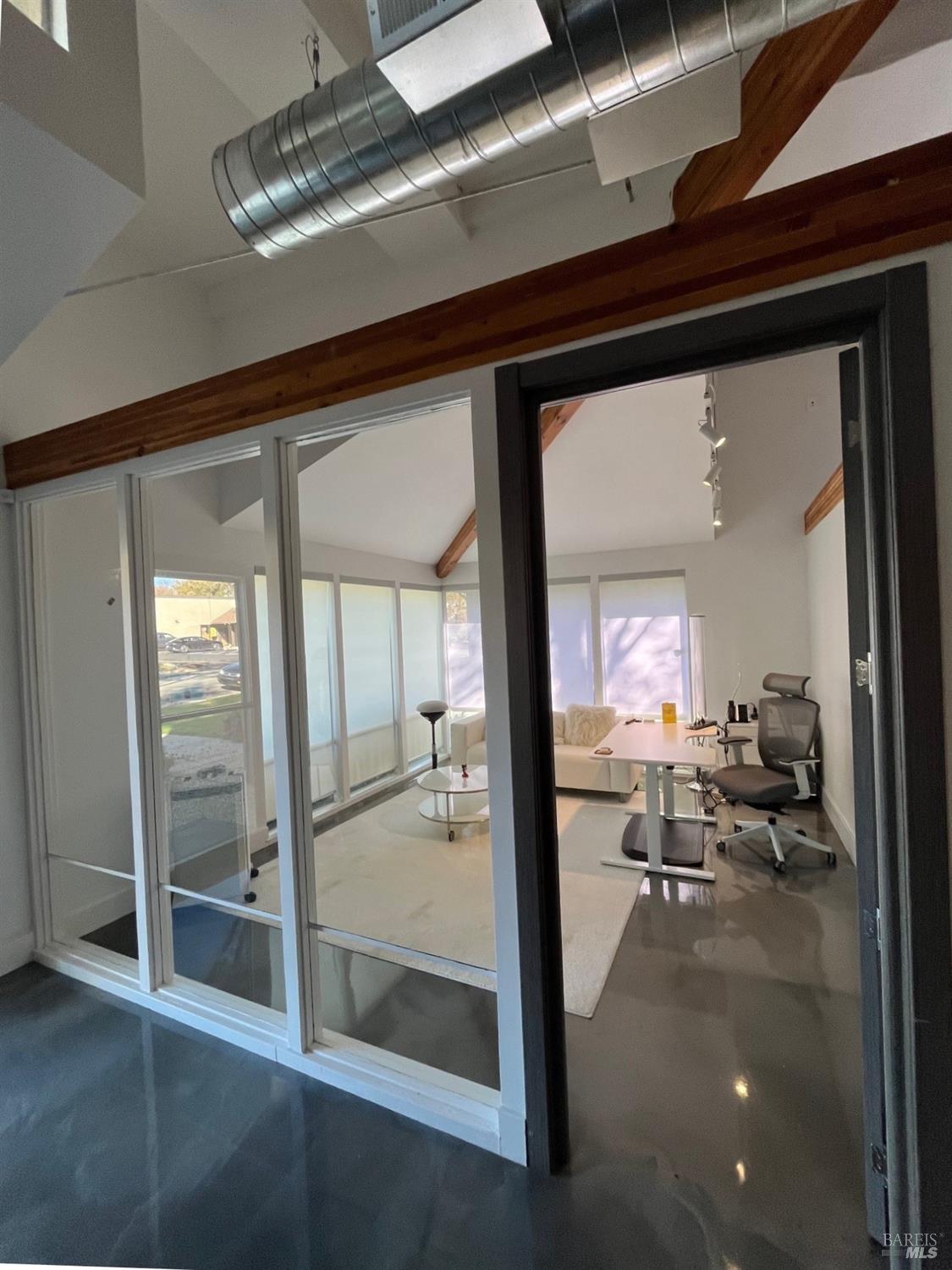 Detail Gallery Image 6 of 11 For 14 Commercial Blvd #119,  Novato,  CA 94949 - – Beds | – Baths