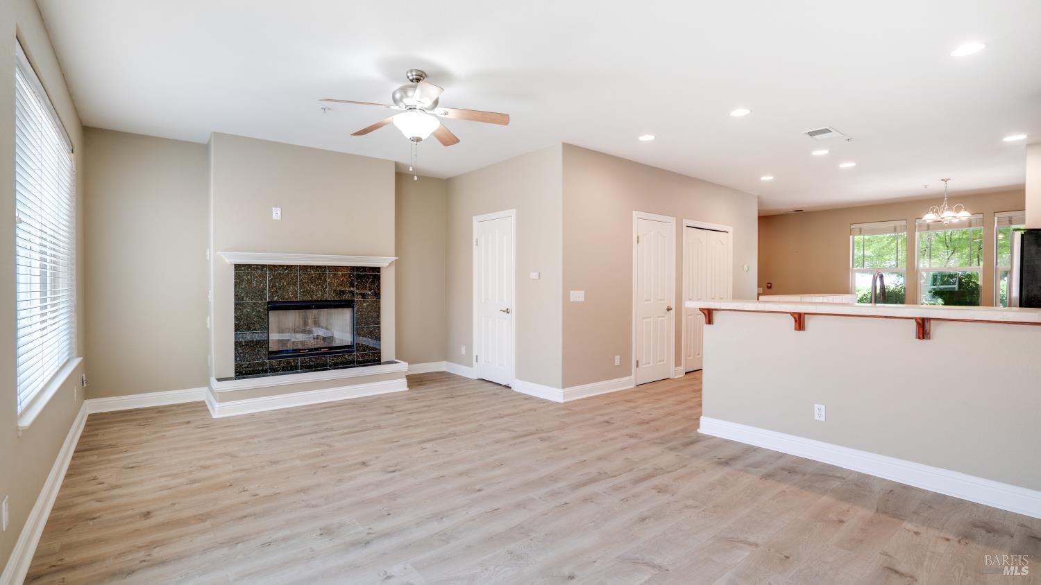 Detail Gallery Image 15 of 38 For 9149 Windsor Rd, Windsor,  CA 95492 - 3 Beds | 2/1 Baths