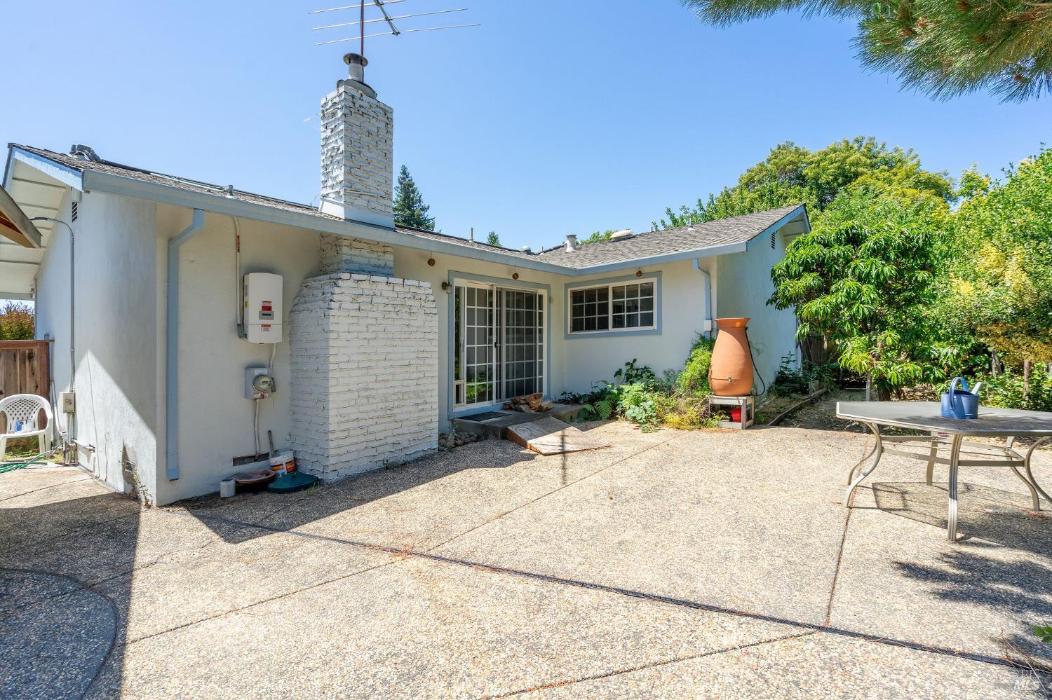 Detail Gallery Image 19 of 79 For 1736 Ensenada Ct, Santa Rosa,  CA 95401 - 3 Beds | 2 Baths