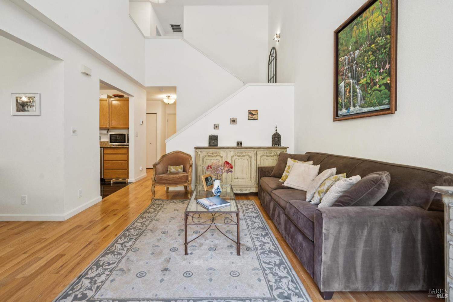 Detail Gallery Image 16 of 46 For 35 Buckelew St, Sausalito,  CA 94965 - 3 Beds | 2 Baths