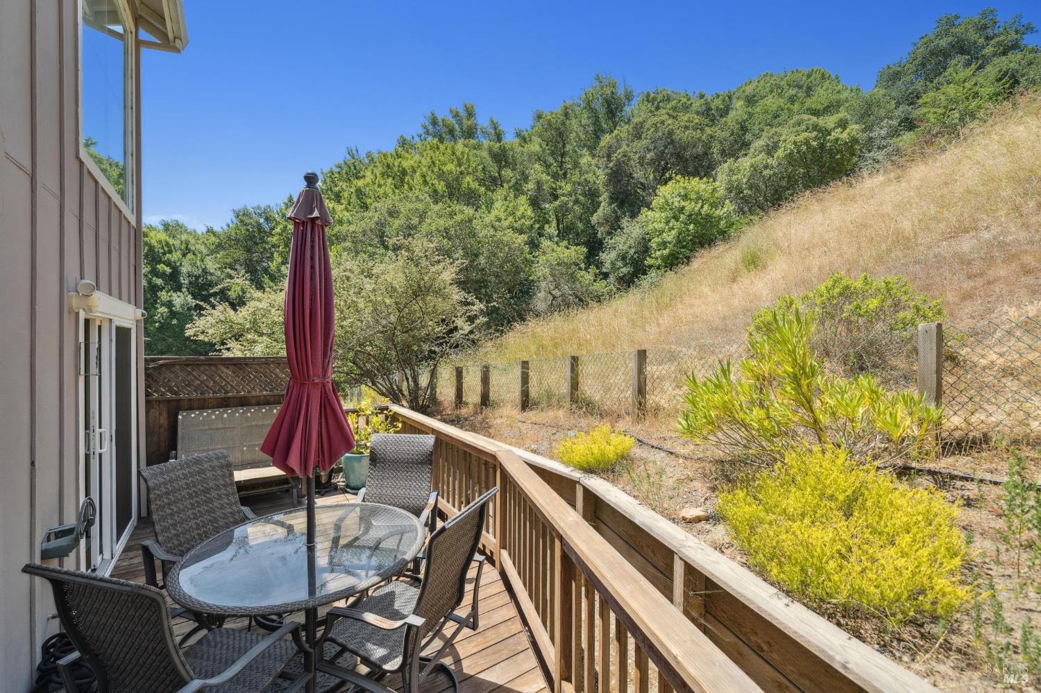 Detail Gallery Image 15 of 46 For 35 Buckelew St, Sausalito,  CA 94965 - 3 Beds | 2 Baths