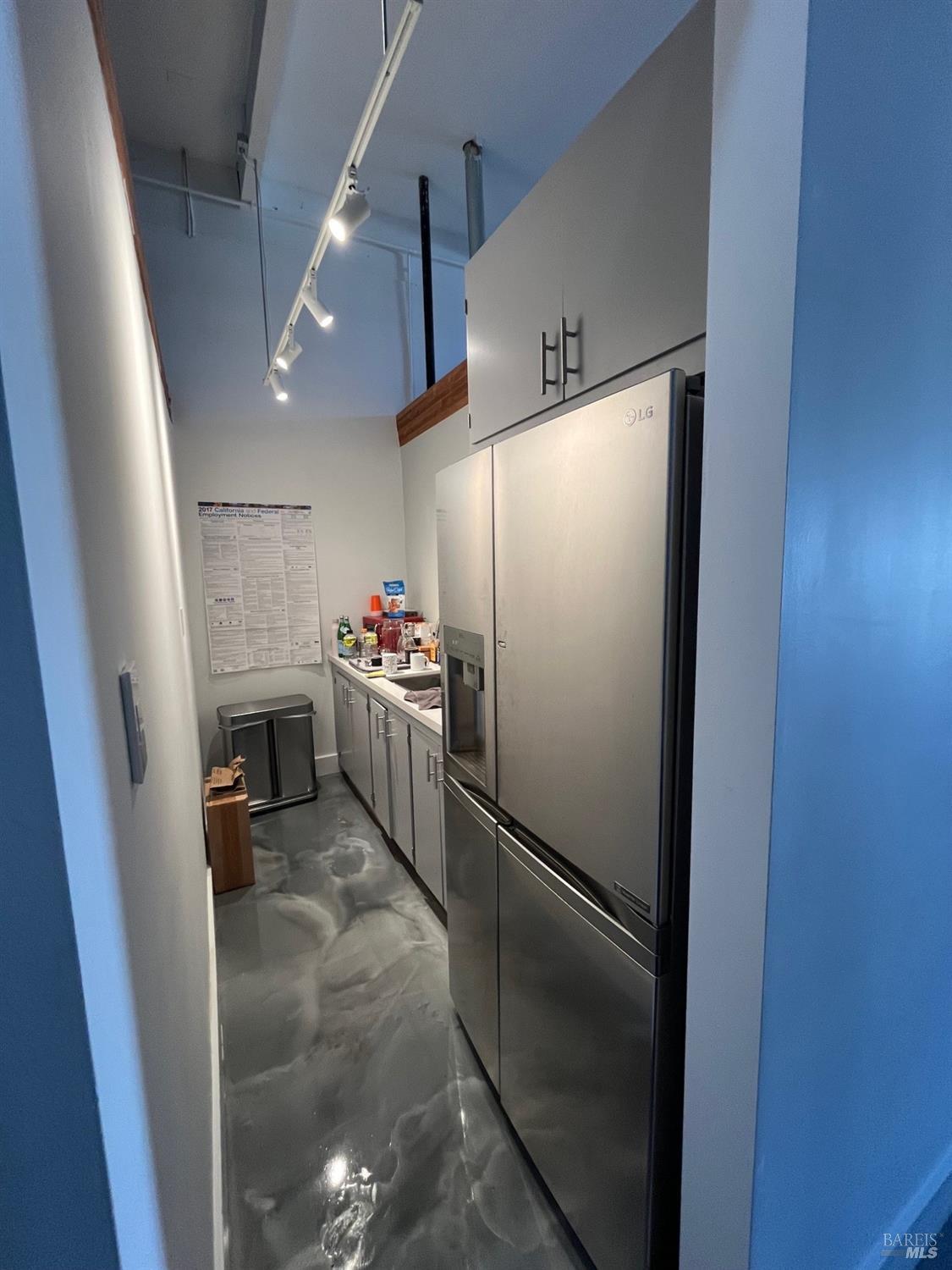 Detail Gallery Image 9 of 11 For 14 Commercial Blvd #119,  Novato,  CA 94949 - – Beds | – Baths