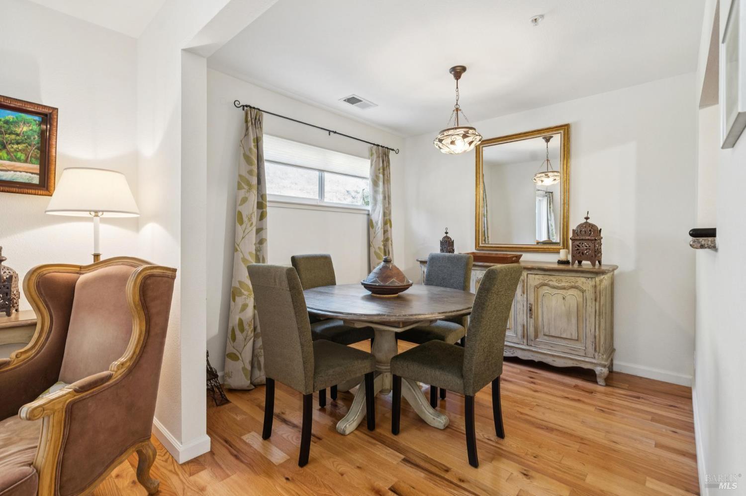 Detail Gallery Image 19 of 46 For 35 Buckelew St, Sausalito,  CA 94965 - 3 Beds | 2 Baths