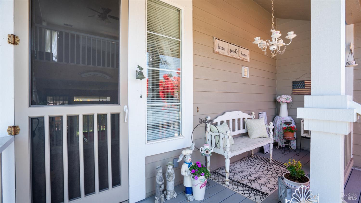 Detail Gallery Image 4 of 34 For 1205 Mateo Dr, Rohnert Park,  CA 94928 - 3 Beds | 2/1 Baths