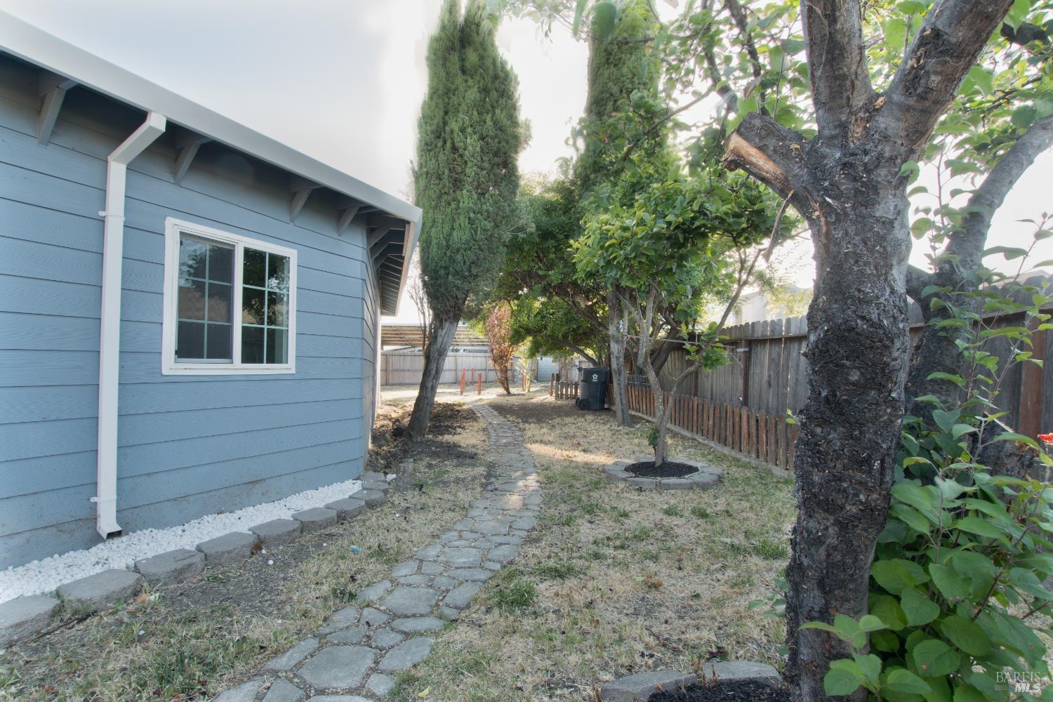 Detail Gallery Image 31 of 36 For 50 Montego Ct, Suisun City,  CA 94585 - 4 Beds | 2 Baths