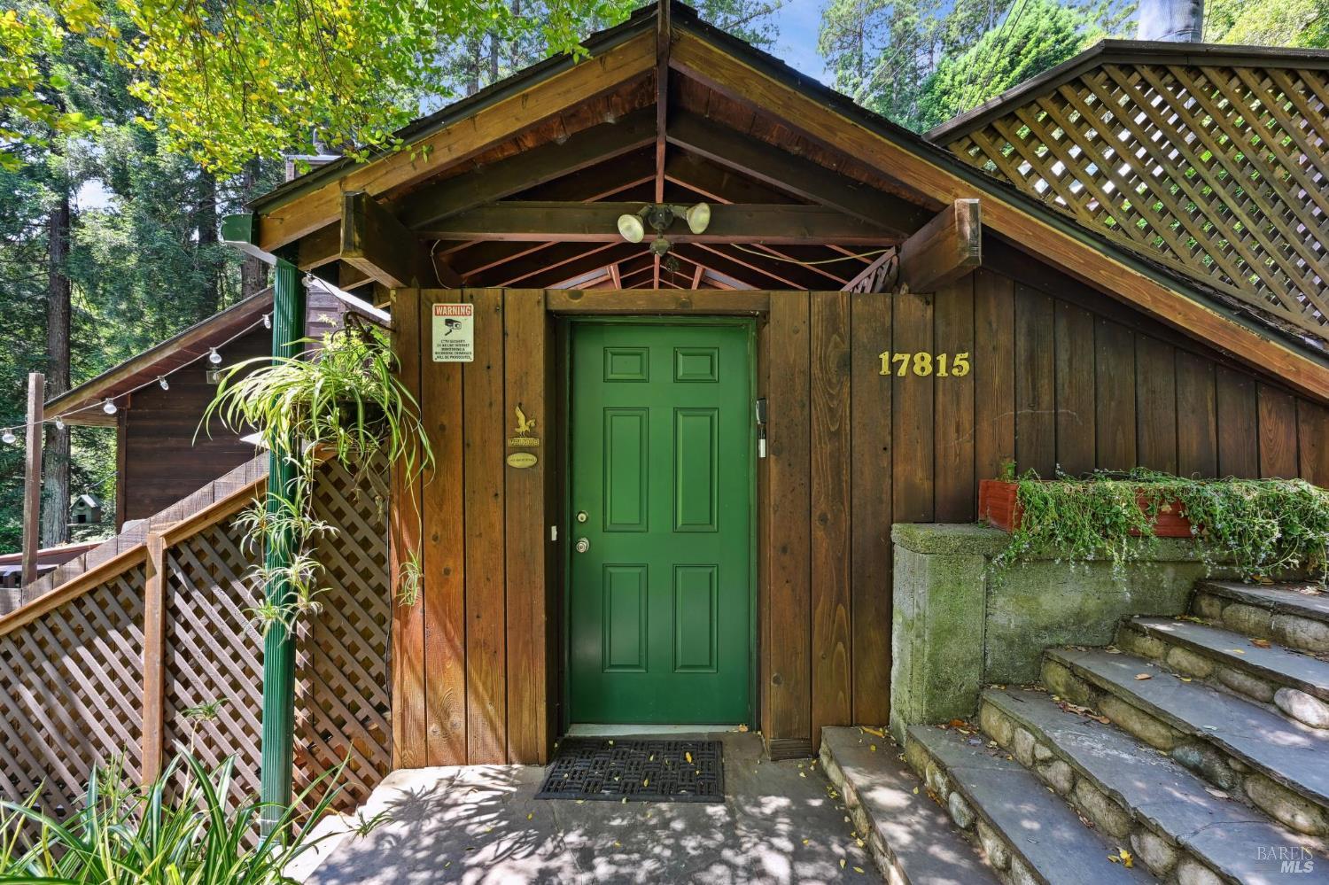 Detail Gallery Image 4 of 46 For 17815 Old Monte Rio Rd, Guerneville,  CA 95446 - 2 Beds | 2 Baths