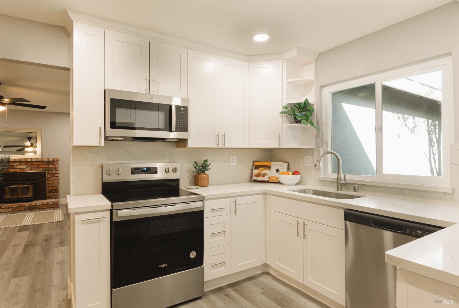 Detail Gallery Image 12 of 36 For 50 Montego Ct, Suisun City,  CA 94585 - 4 Beds | 2 Baths