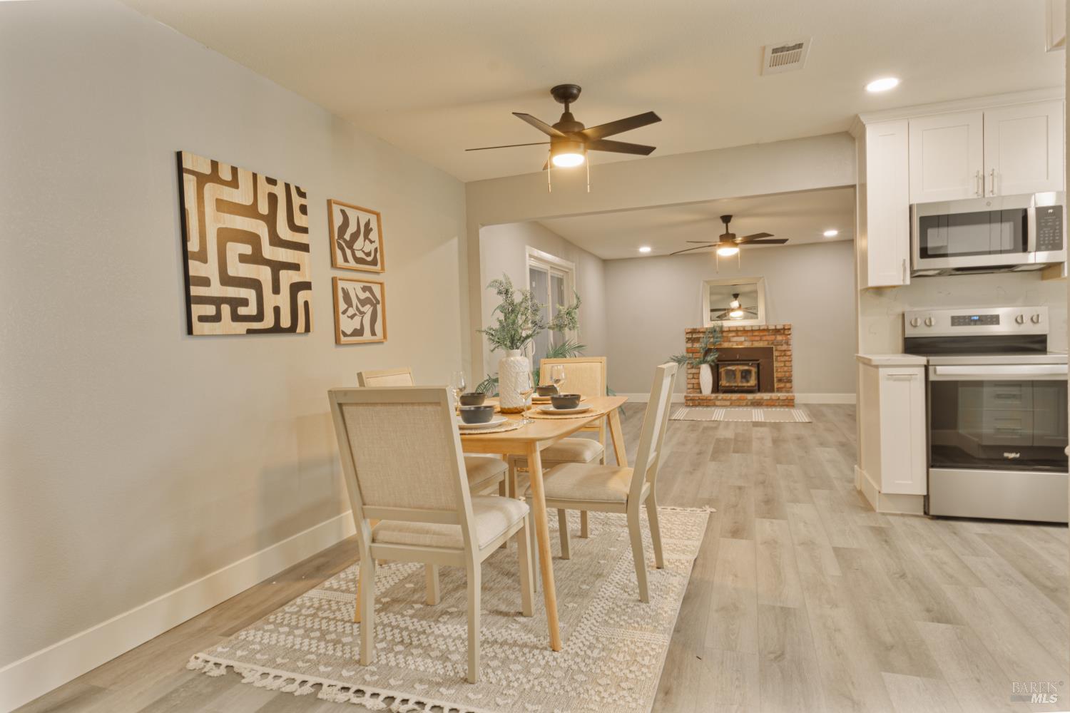 Detail Gallery Image 9 of 36 For 50 Montego Ct, Suisun City,  CA 94585 - 4 Beds | 2 Baths