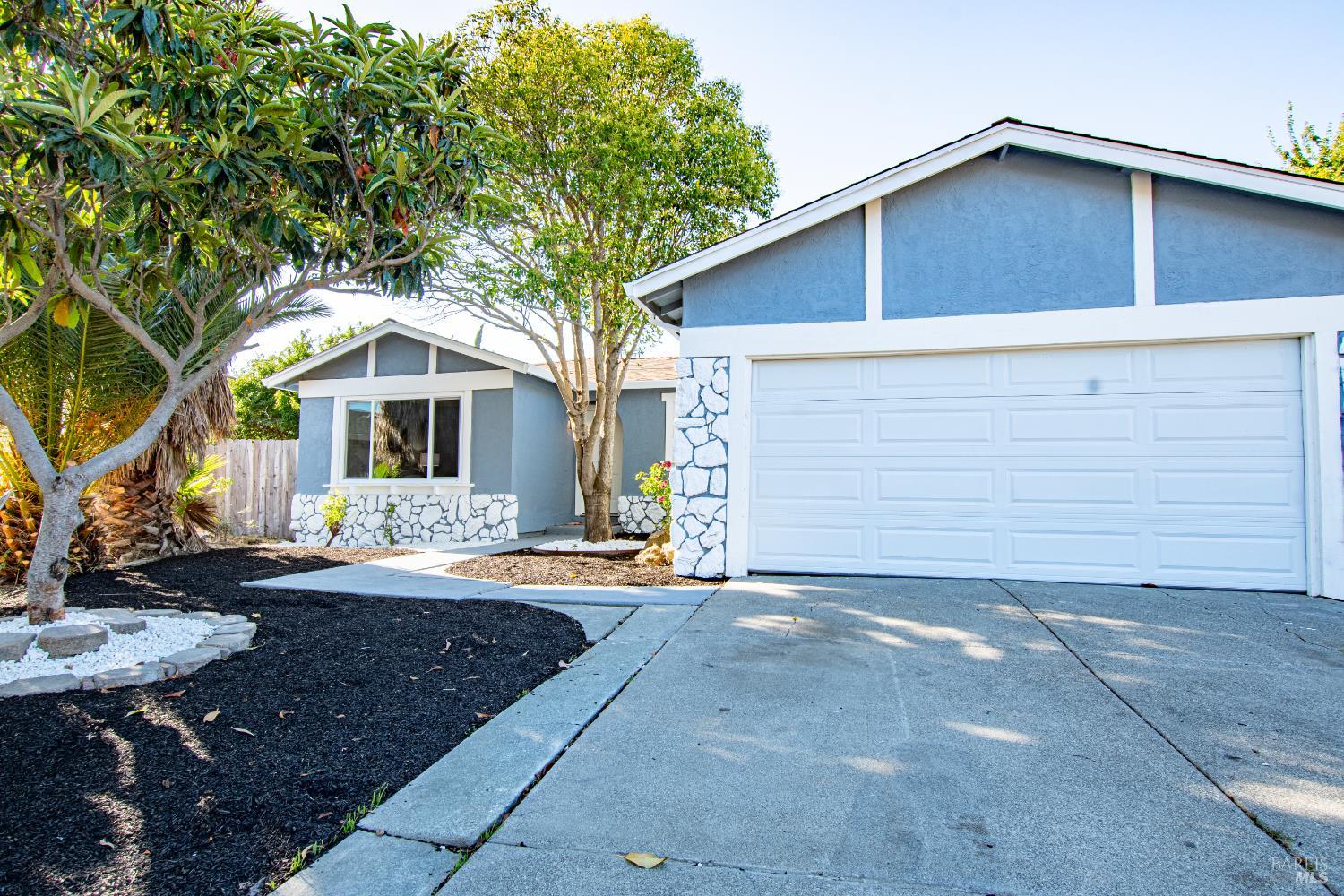 Detail Gallery Image 2 of 36 For 50 Montego Ct, Suisun City,  CA 94585 - 4 Beds | 2 Baths
