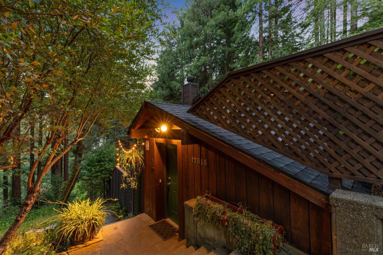 Detail Gallery Image 36 of 46 For 17815 Old Monte Rio Rd, Guerneville,  CA 95446 - 2 Beds | 2 Baths
