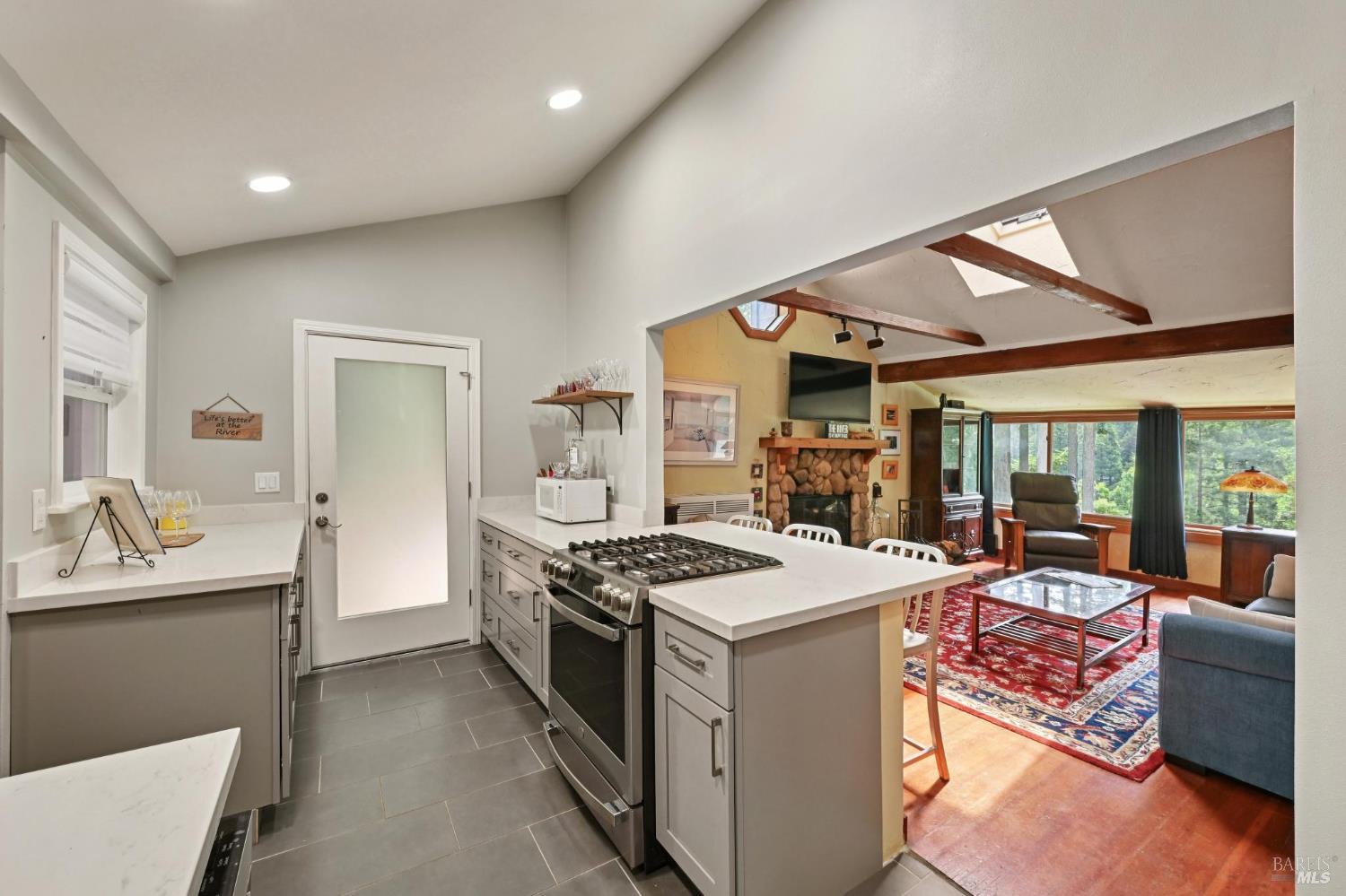 Detail Gallery Image 9 of 46 For 17815 Old Monte Rio Rd, Guerneville,  CA 95446 - 2 Beds | 2 Baths