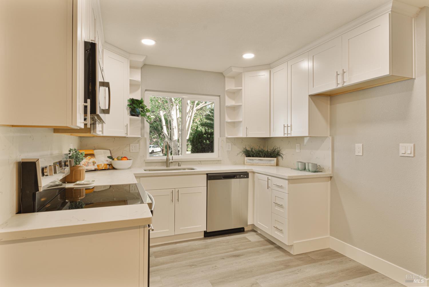 Detail Gallery Image 11 of 36 For 50 Montego Ct, Suisun City,  CA 94585 - 4 Beds | 2 Baths
