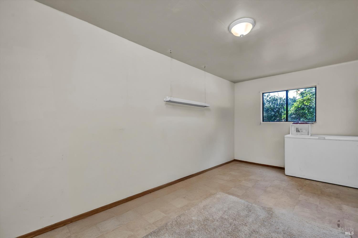 Detail Gallery Image 13 of 30 For 16820 Morgan Valley Rd, Lower Lake,  CA 95457 - 3 Beds | 2 Baths