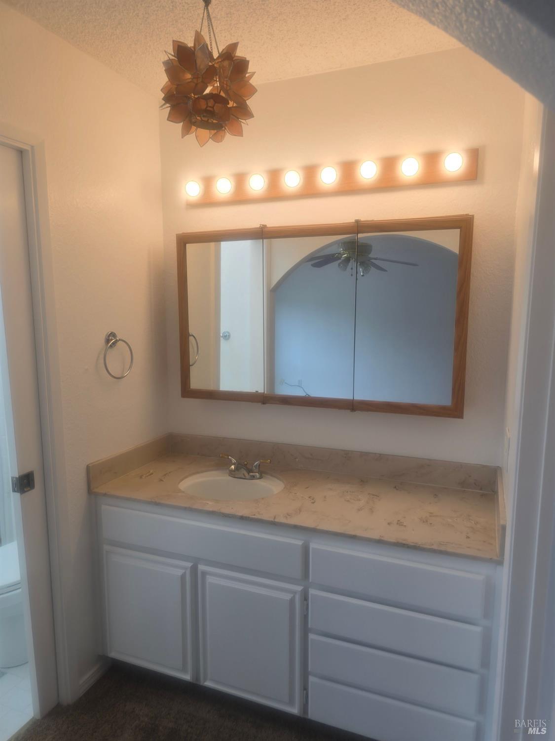Detail Gallery Image 22 of 31 For 900 Bluejay Dr, Suisun City,  CA 94585 - 4 Beds | 2/1 Baths