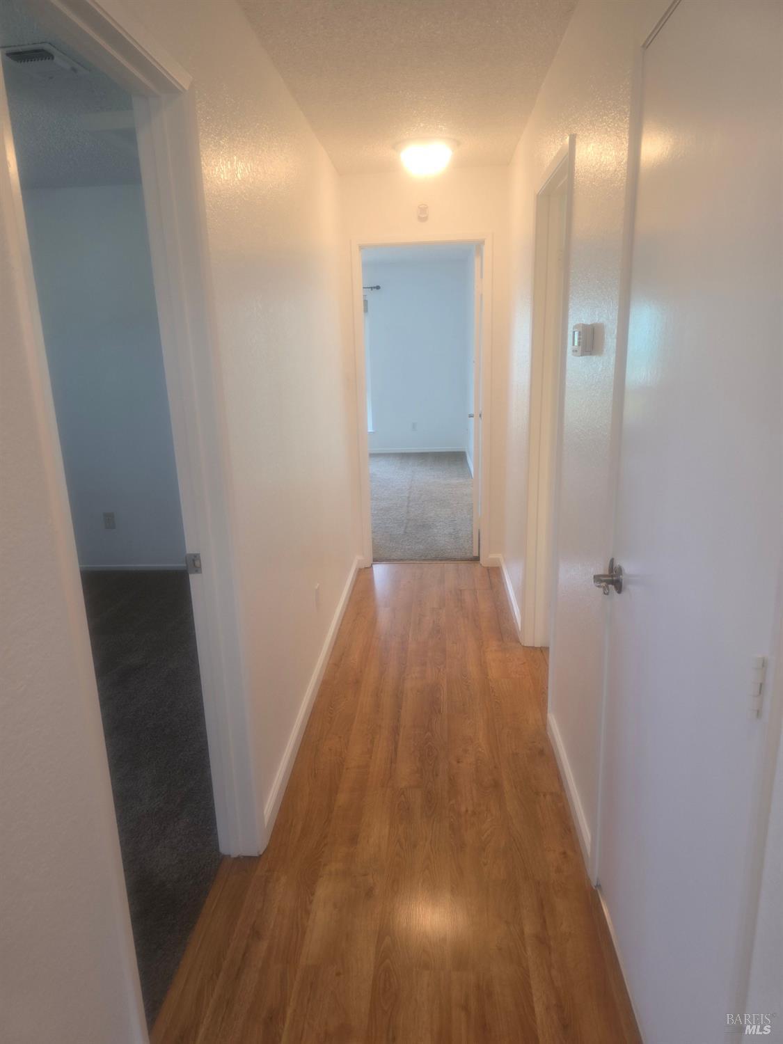 Detail Gallery Image 9 of 31 For 900 Bluejay Dr, Suisun City,  CA 94585 - 4 Beds | 2/1 Baths