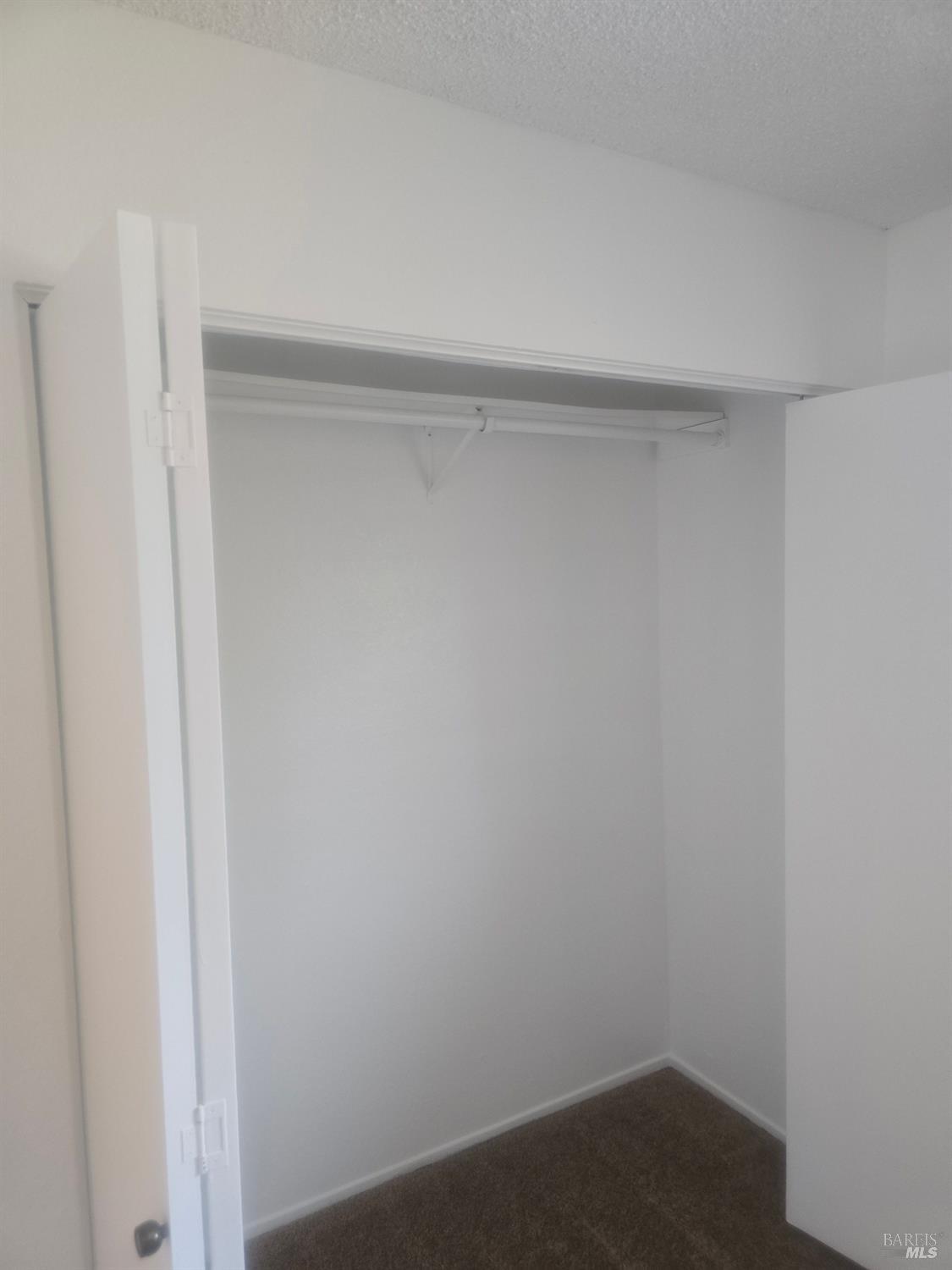 Detail Gallery Image 14 of 31 For 900 Bluejay Dr, Suisun City,  CA 94585 - 4 Beds | 2/1 Baths