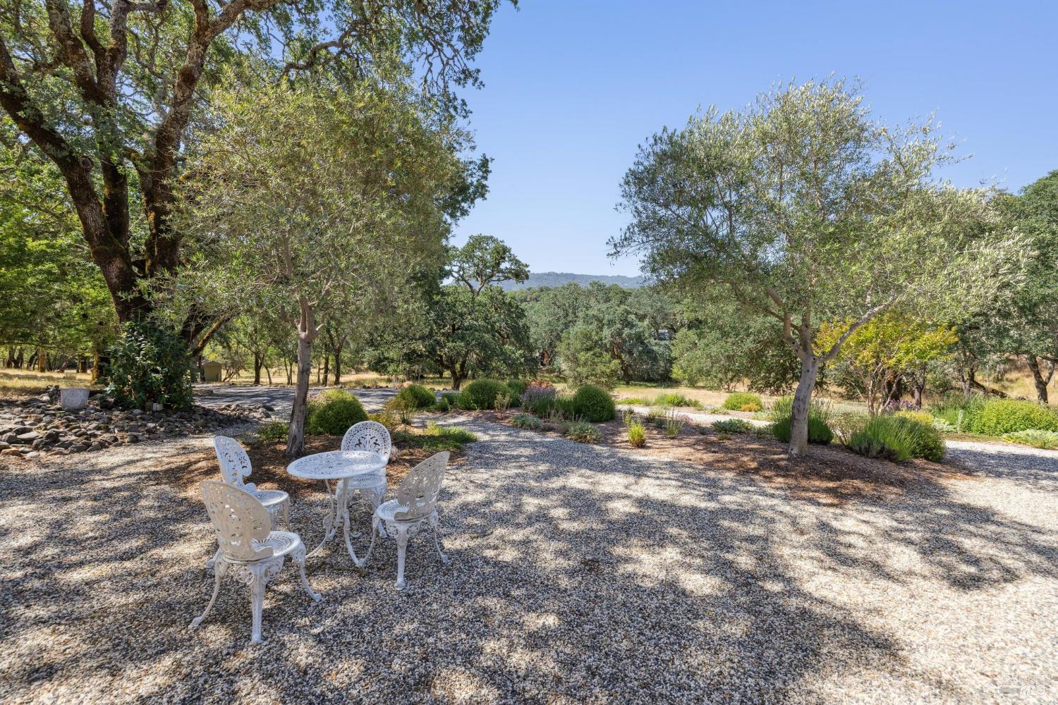 Detail Gallery Image 22 of 66 For 5219 Bennett Valley Ln, Glen Ellen,  CA 95442 - 3 Beds | 2 Baths