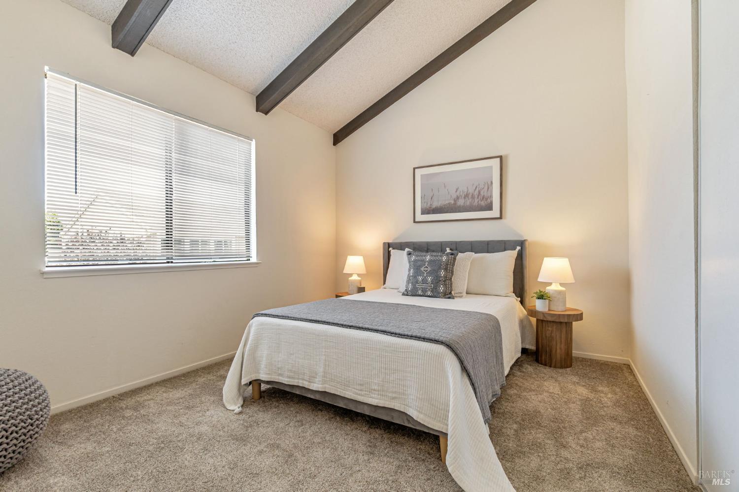 Detail Gallery Image 14 of 28 For 7 Byron Cir, Mill Valley,  CA 94941 - 3 Beds | 2/1 Baths