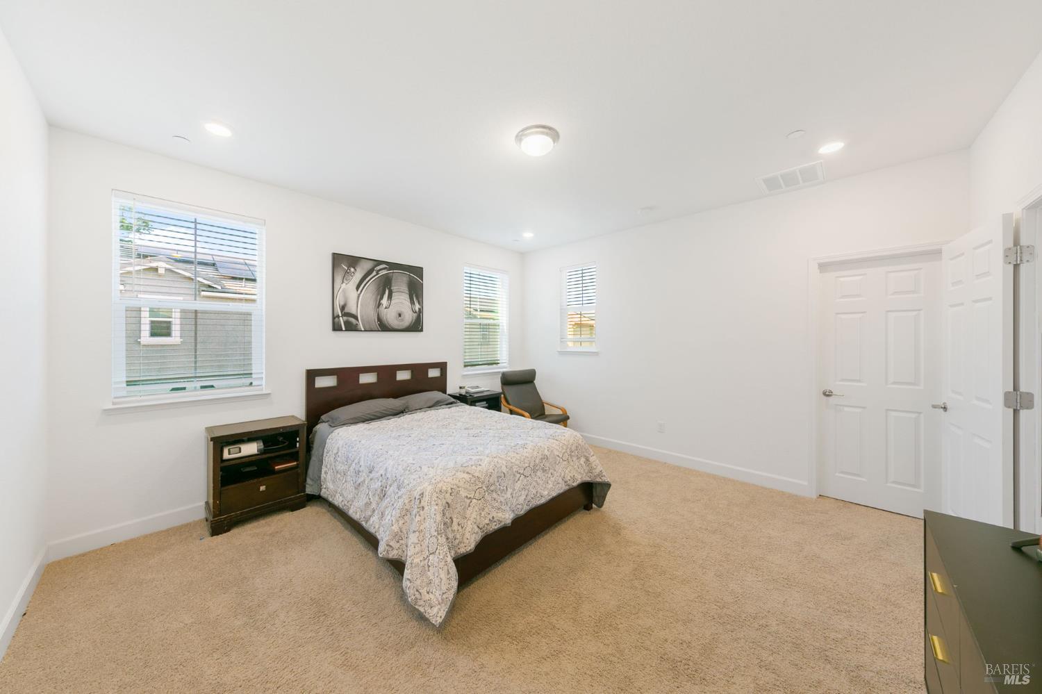 Vasquez Court, Vacaville, California image 35